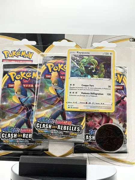Tripack_Pokémon_EB02 _Clash_des_Rebelles _Rayquaza (97)_resultat.webp