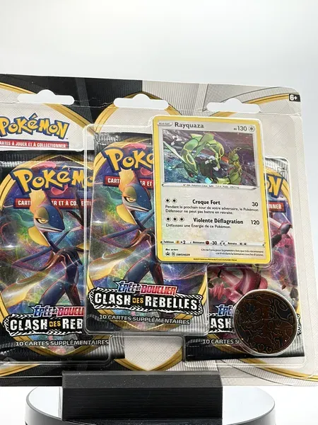 Tripack_Pokémon_EB02 _Clash_des_Rebelles _Rayquaza (94)_resultat.webp