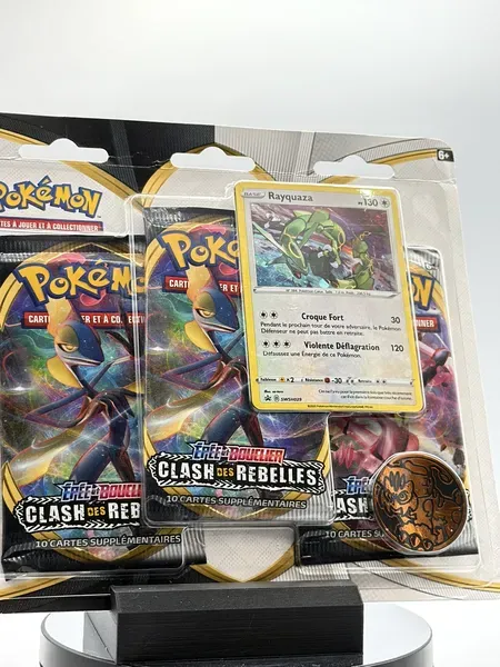 Tripack_Pokémon_EB02 _Clash_des_Rebelles _Rayquaza (92)_resultat.webp