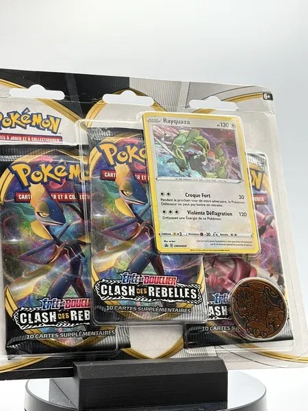 Tripack_Pokémon_EB02 _Clash_des_Rebelles _Rayquaza (91)_resultat.webp