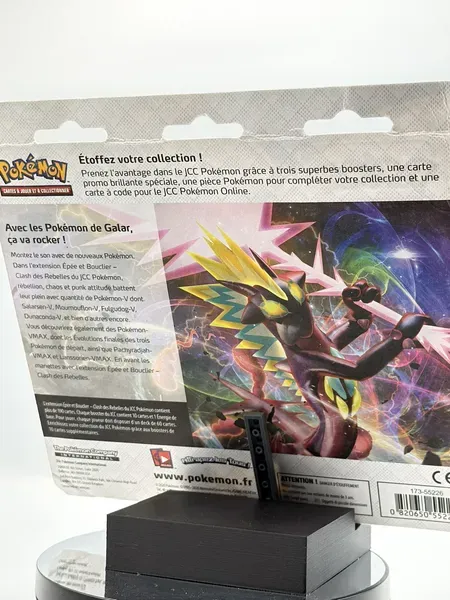 Tripack_Pokémon_EB02 _Clash_des_Rebelles _Rayquaza (55)_resultat.webp