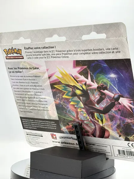 Tripack_Pokémon_EB02 _Clash_des_Rebelles _Rayquaza (58)_resultat.webp