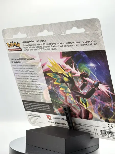 Tripack_Pokémon_EB02 _Clash_des_Rebelles _Rayquaza (60)_resultat.webp