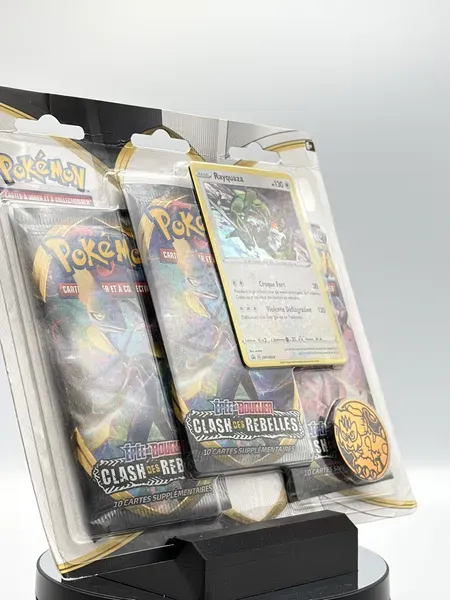 Tripack_Pokémon_EB02 _Clash_des_Rebelles _Rayquaza (84)_resultat.webp