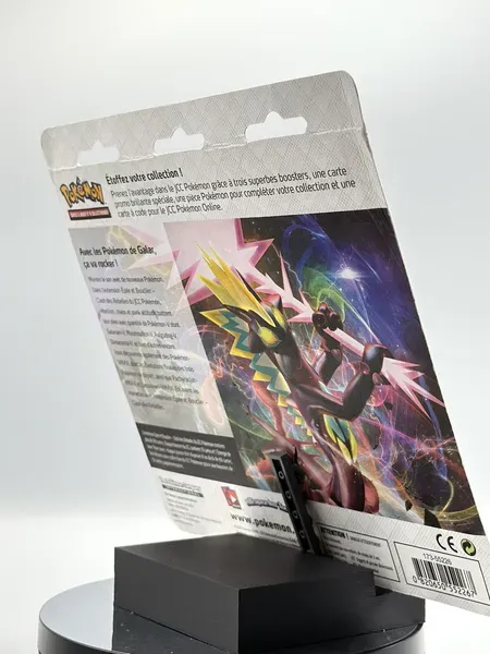 Tripack_Pokémon_EB02 _Clash_des_Rebelles _Rayquaza (63)_resultat.webp