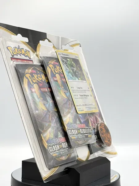 Tripack_Pokémon_EB02 _Clash_des_Rebelles _Rayquaza (80)_resultat.webp